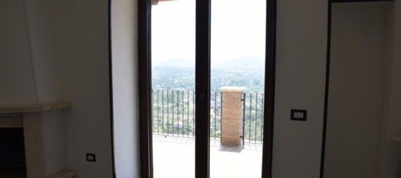 Здание 170м² в Аузония, Италия № 174387 3