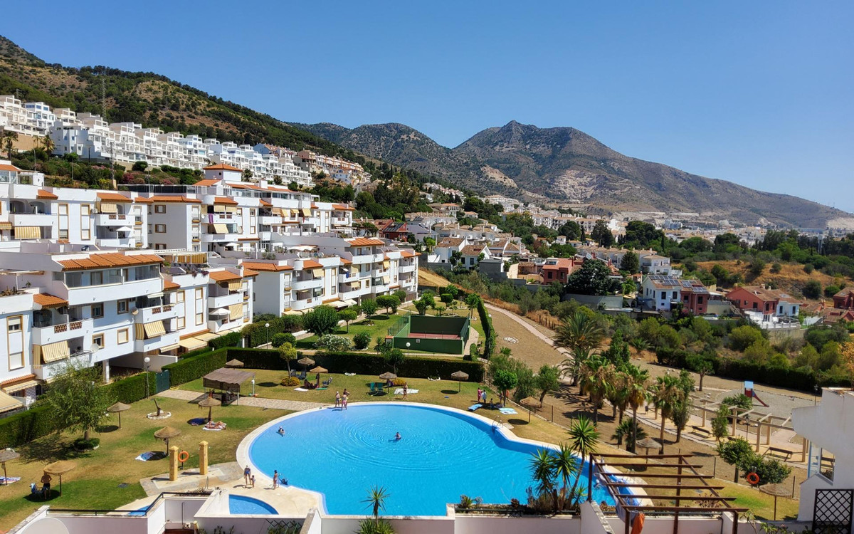 3 bedrooms Penthouse in Benalmadena, Spain No. 135042