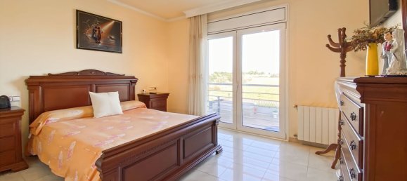 4 bedrooms House in Vilamalla, Spain No. 78987 10