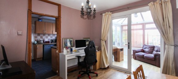 3 bedrooms House in Warwick, United Kingdom No. 2578 6