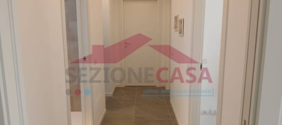 3 rooms Apartment in Saronno, Italy No. 237005 6