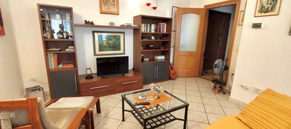 4 bedrooms Apartment in Massa, Italy No. 326478 6