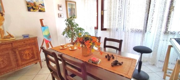 4 bedrooms Apartment in Massa, Italy No. 326478 2