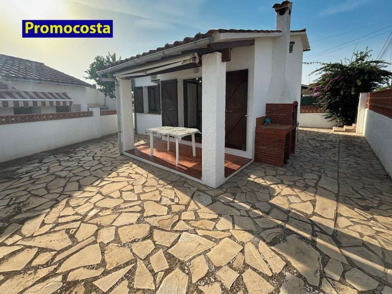 Casa de 3 dormitorios en L'Escala, Spain No. 198697