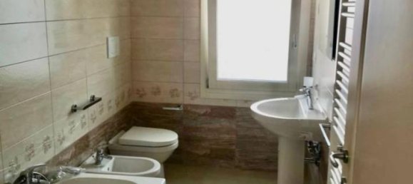 5 rooms Villa in San Giacomo delle Segnate, Italy No. 108378 5