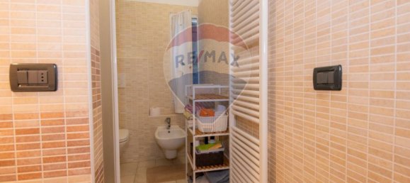 Apartamento de 4 dormitorios en Modena, Italy No. 55178 7