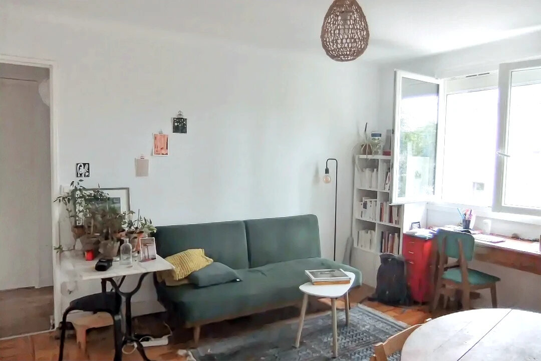 1 bedroom Apartment in Nantes, France No. 303587