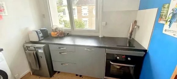 1 bedroom Apartment in Nantes, France No. 303587 4