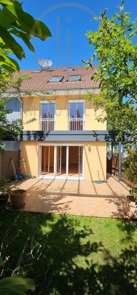 Adosado de 3 dormitorios en Nuremberg, Germany No. 121325