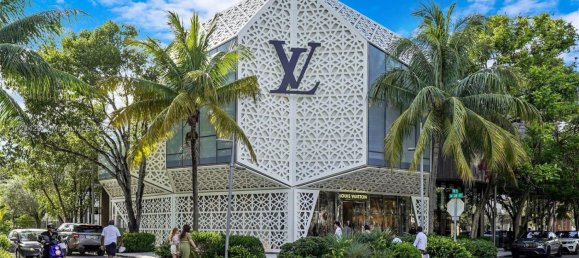 4 dormitorios villa en venta en Miami, Miami-Dade, Florida, USA № 615264 6