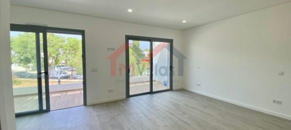 Villa de 5 dormitorios en Tavira, Portugal No. 130243 17