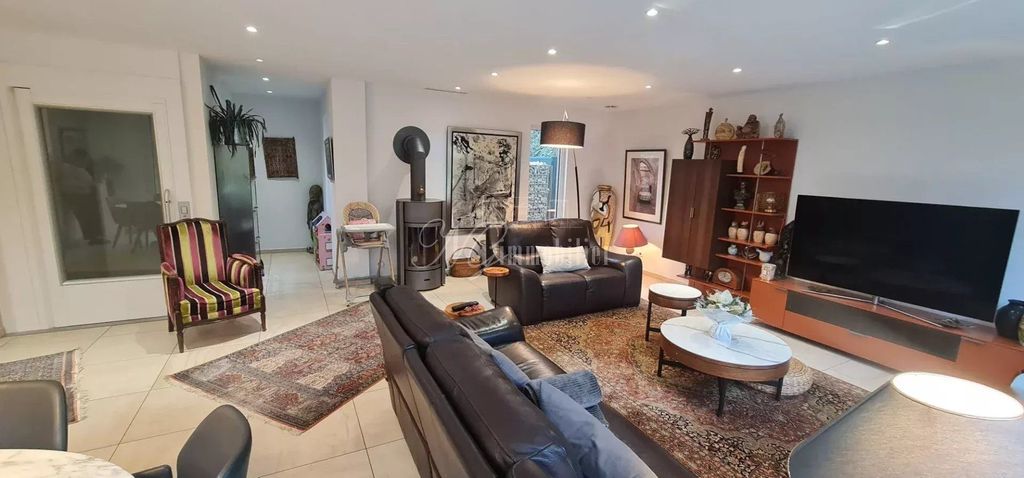 3 bedrooms House in Thionville, France No. 46340