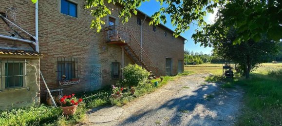 5 rooms Apartment in San Miniato, Italy No. 163668 4