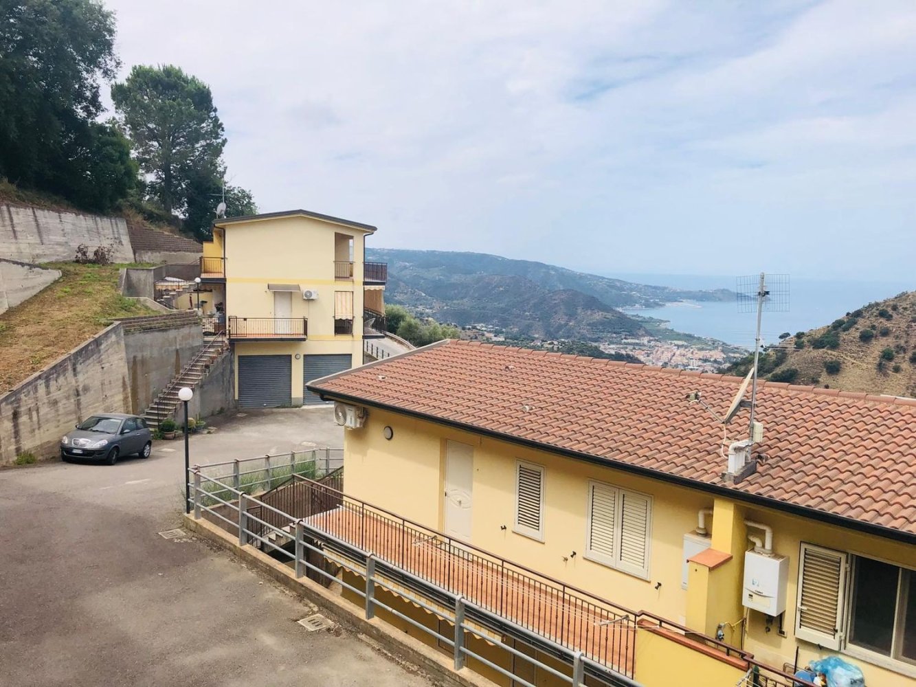 2غرفة شقة في Piraino, Italy رقم 102731