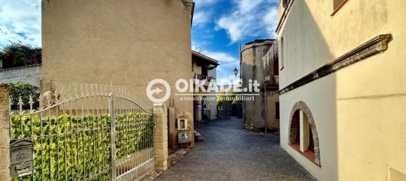 Casa de 6 habitaciónes en Pula, Italy No. 111677 3