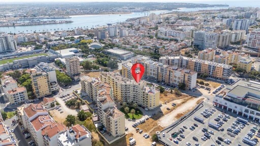 3 bedrooms Apartment in Portimao, Portugal No. 303029