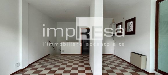 Propiedad comercial de 2 habitaciónes en Villorba, Italy No. 175275 11