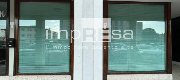 2 rooms Commercial property in Villorba, Italy No. 175275 7