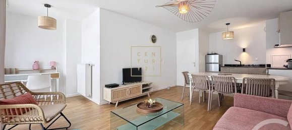 3 bedrooms Apartment in Chessy, France No. 172027 2