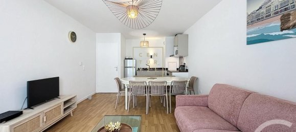 3 bedrooms Apartment in Chessy, France No. 172027 5