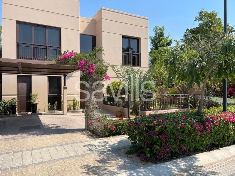 5 bedrooms Villa in Muwaileh, UAE No. 14989