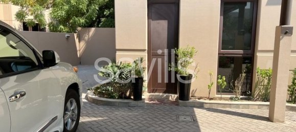 5 bedrooms Villa in Muwaileh, UAE No. 14989 2