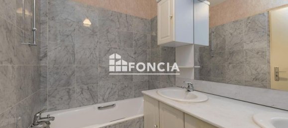 Apartamento de 2 dormitorios en Rouen, France No. 359936 5