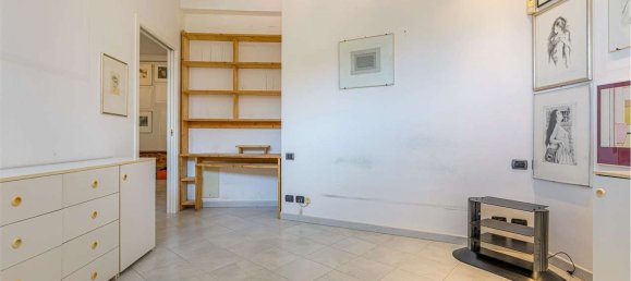 3غرفة شقة في Como, Italy رقم 69177 21