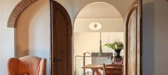 16-Zimmer Villa in San Giovanni Valdarno, Italy, Nr. 211377 4