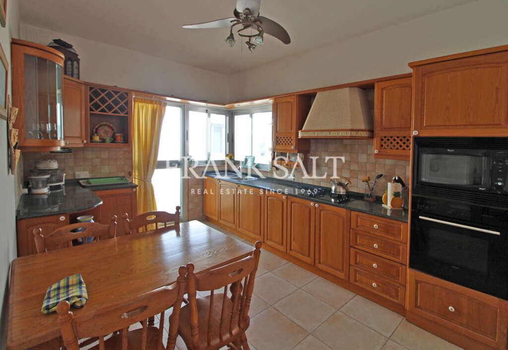 Бунгало с 3 спальнями в Марсаскала, Мальта № 6596