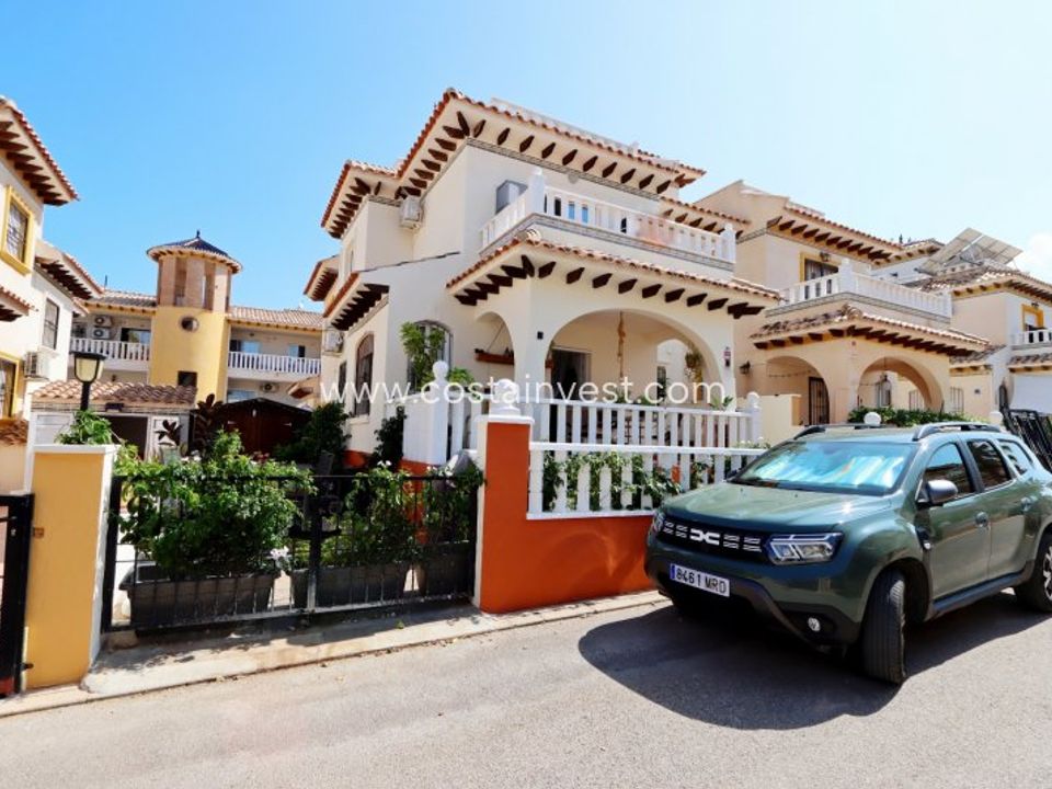 2 غرف نوم منزل في Alicante, Spain رقم 188259