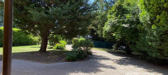 6 bedrooms House in Creazzo, Italy No. 346399 10