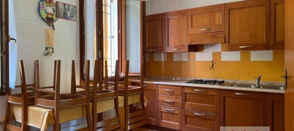 6 bedrooms House in Creazzo, Italy No. 346399 20