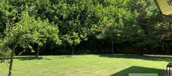 6 bedrooms House in Creazzo, Italy No. 346399 12