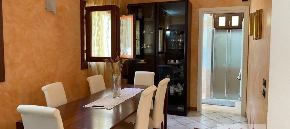 6 bedrooms House in Creazzo, Italy No. 346399 5