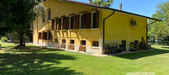 6 bedrooms House in Creazzo, Italy No. 346399 3