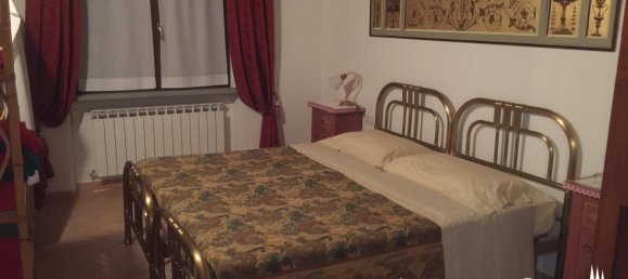 5 bedrooms Villa in Lisciano Niccone, Italy No. 52826 4