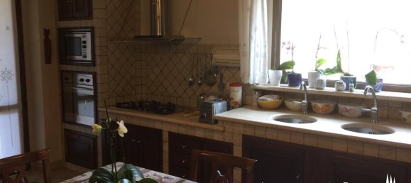 5 bedrooms Villa in Lisciano Niccone, Italy No. 52826 27