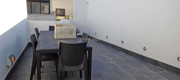 Duplex independente T4 em Swieqi, Malta N.º 9091 3