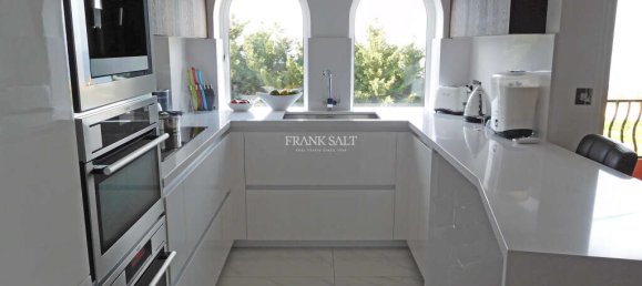 Duplex independente T4 em Swieqi, Malta N.º 9091 6