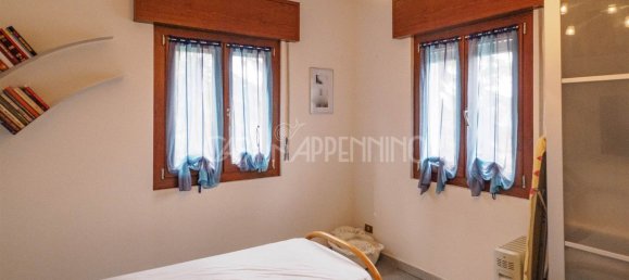 Villa de 9 habitaciónes en Toano, Italy No. 134303 45