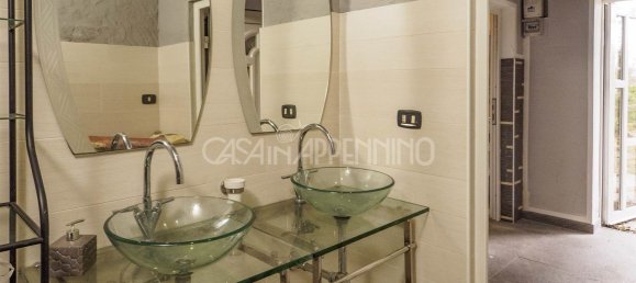 Villa de 9 habitaciónes en Toano, Italy No. 134303 35