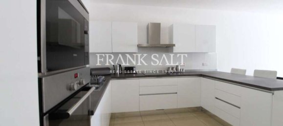 3 bedrooms Apartment in Gzira, Malta No. 6699 4