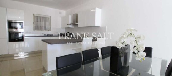 3 bedrooms Apartment in Gzira, Malta No. 6699 3