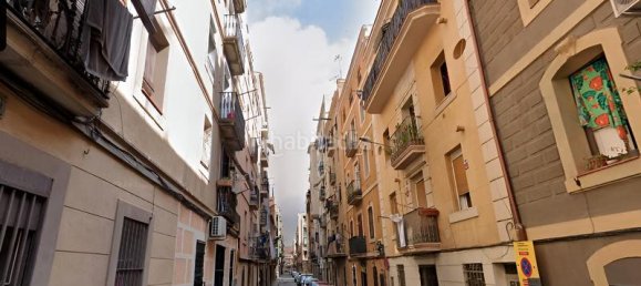 2 Schlafzimmer Penthouse in Ciutat Vella, Spain, Nr. 187083 2