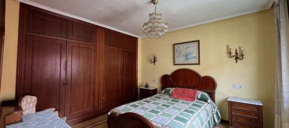 3 bedrooms Apartment in Laredo, Spain No. 163846 4