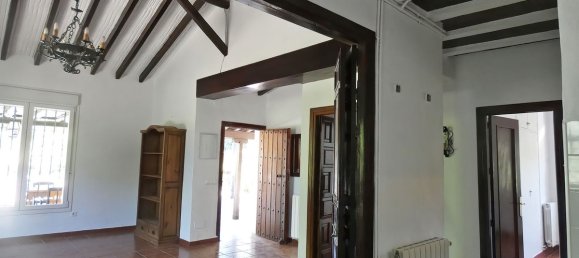 4 bedrooms House in Coin, Spain No. 80031 7