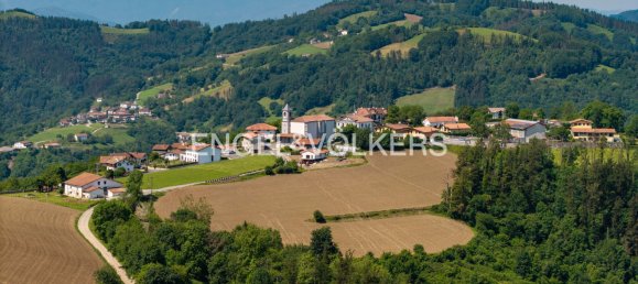 5 bedrooms House in Basque Autonomous Community, Spain No. 165158 3