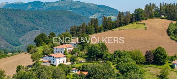 5 bedrooms House in Basque Autonomous Community, Spain No. 165158 7
