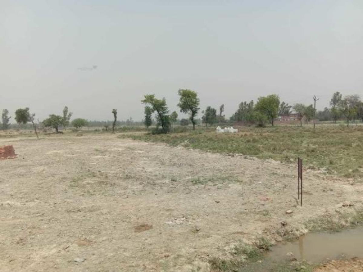 Terreno em Lucknow, India N.º 33928